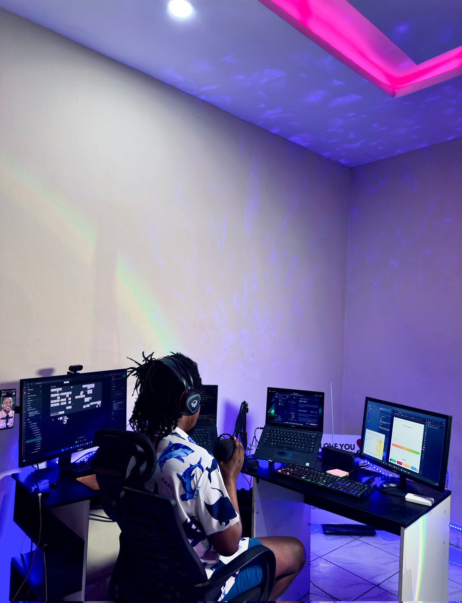 Rastaxarm's tweet photo. Just skills, passion &amp; a vision for the future! 💻🔥

Building web apps to solve real problems &amp; shape the future! 🌍🚀💡

#WebDev #TechForGood #BuildingTheFuture #CodeLife #NaijaTech #Innovation https://t.co/JwlSsbpMR2