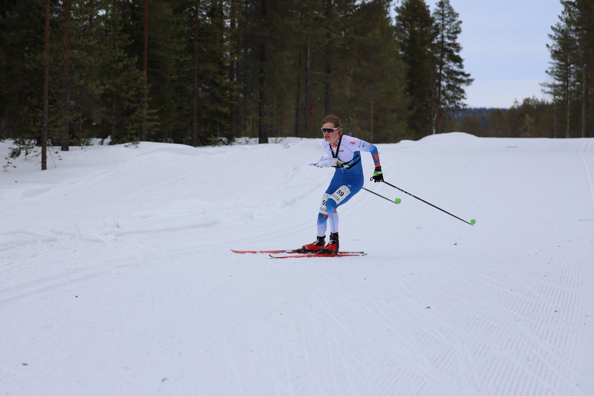 SuunnistusSSL's tweet photo. Kolmoisvoitto! Aapo Viippola EM-kultaa, Eevert Toivonen hopeaa ja Niklas Ekström pronssia hiihtosuunnistuksen EM-keskimatkalla!

https://t.co/lZBvQ6cbjD 

#hiihtosuunnistus #esoc2025 #suunnistus #skio https://t.co/lCbt72vsSl