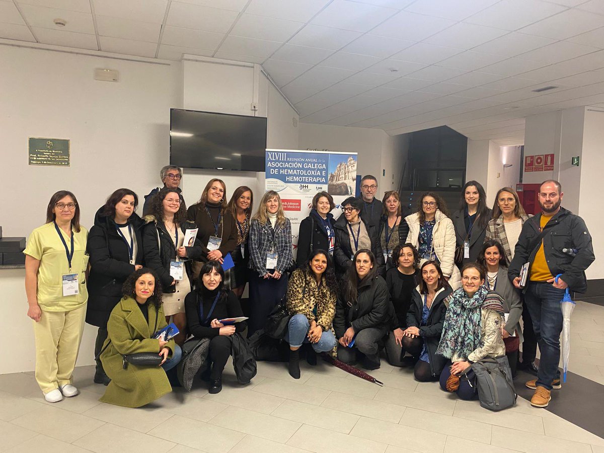 FX_Roman_Losada's tweet photo. Reunion historica da  #AGHH. 1ª ponencia de #enfermera no programa oficial na reunion LVIII da#AGHH. Excelente ponencia sobre rol de EPA CART de @mercedesmontoro. Non podiamos ter mellor representacion. 💯 🔝🔝Imos! 💪🏽 #equipointerdisciplinar #marcaenfermera https://t.co/XHu61vRWTW