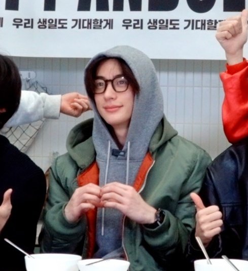 beanton's tweet image. he&apos;s so nerd #mynerd