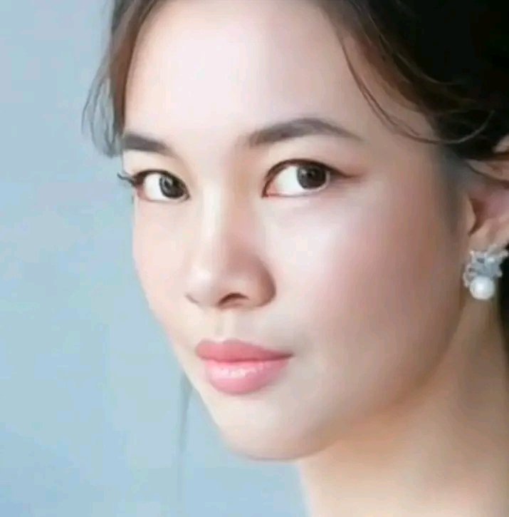 hidup ini seperti main catur, kalau kita tidak bisa memainkan nya maka kita yg akan di permainkan.