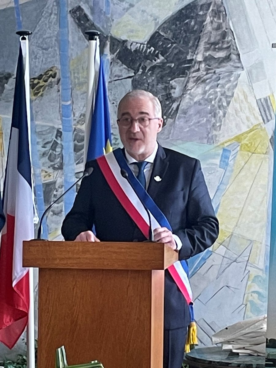 Start of the festivities 🎂 for the 50 years of the 1st twinning #Ireland #Brittany ☘! The <a href="/VilledeLorient/">Ville de Lorient</a> and its Mayor, <a href="/FabriceLoher/">Fabrice Loher</a> welcome today the delegation of #Galway led by <a href="/PeterKeaneGAL/">Peter Keane</a> for a beautiful moment of celtic friendship with our Consul of 🇫🇷 franceconnacht!