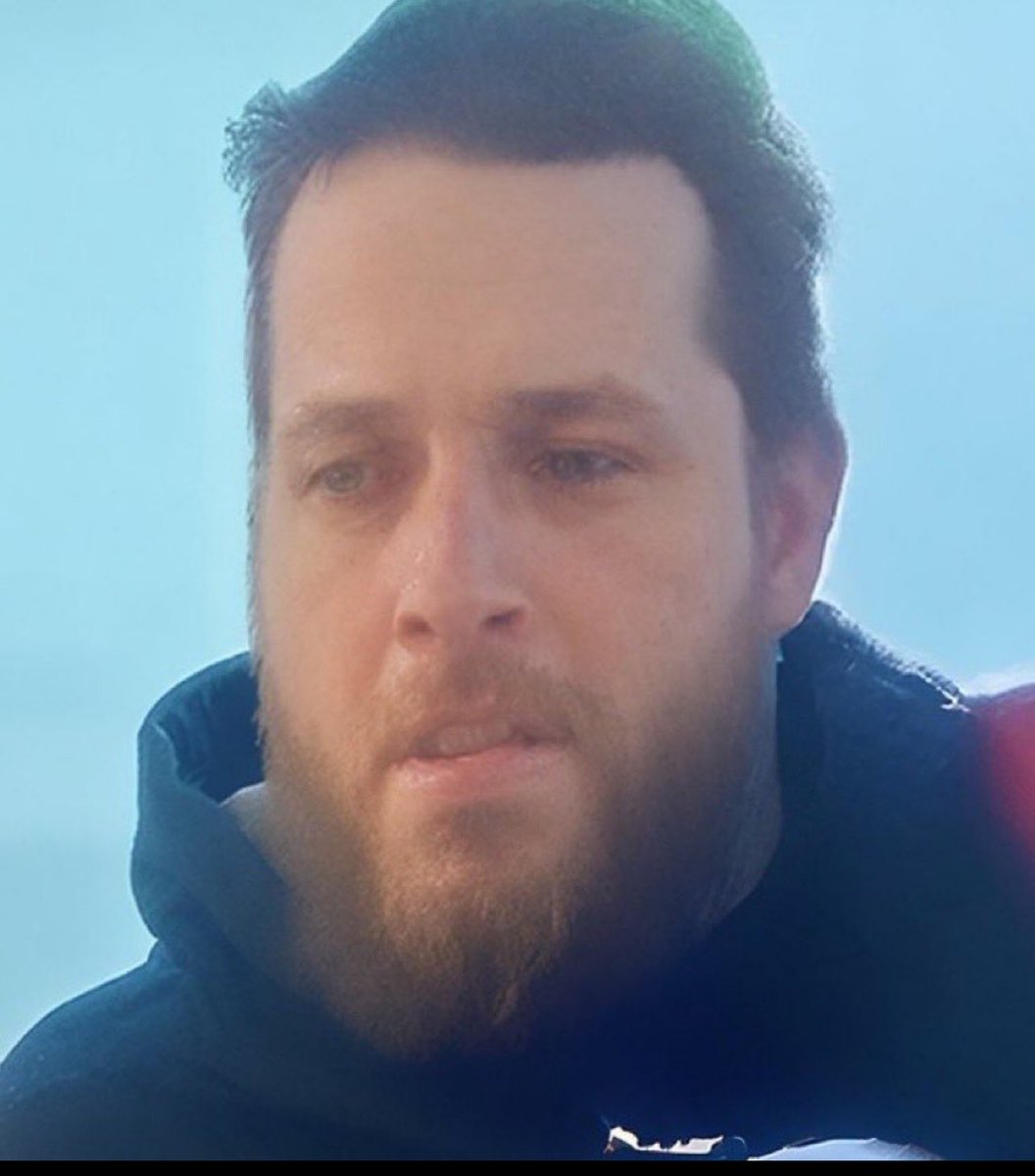 BasedSavannah's tweet photo. @teslaownersSV Somebody knows this human piece of filth. An adult man wearing his pajamas during the day. Ridiculous. https://t.co/Bt7KNsUegz