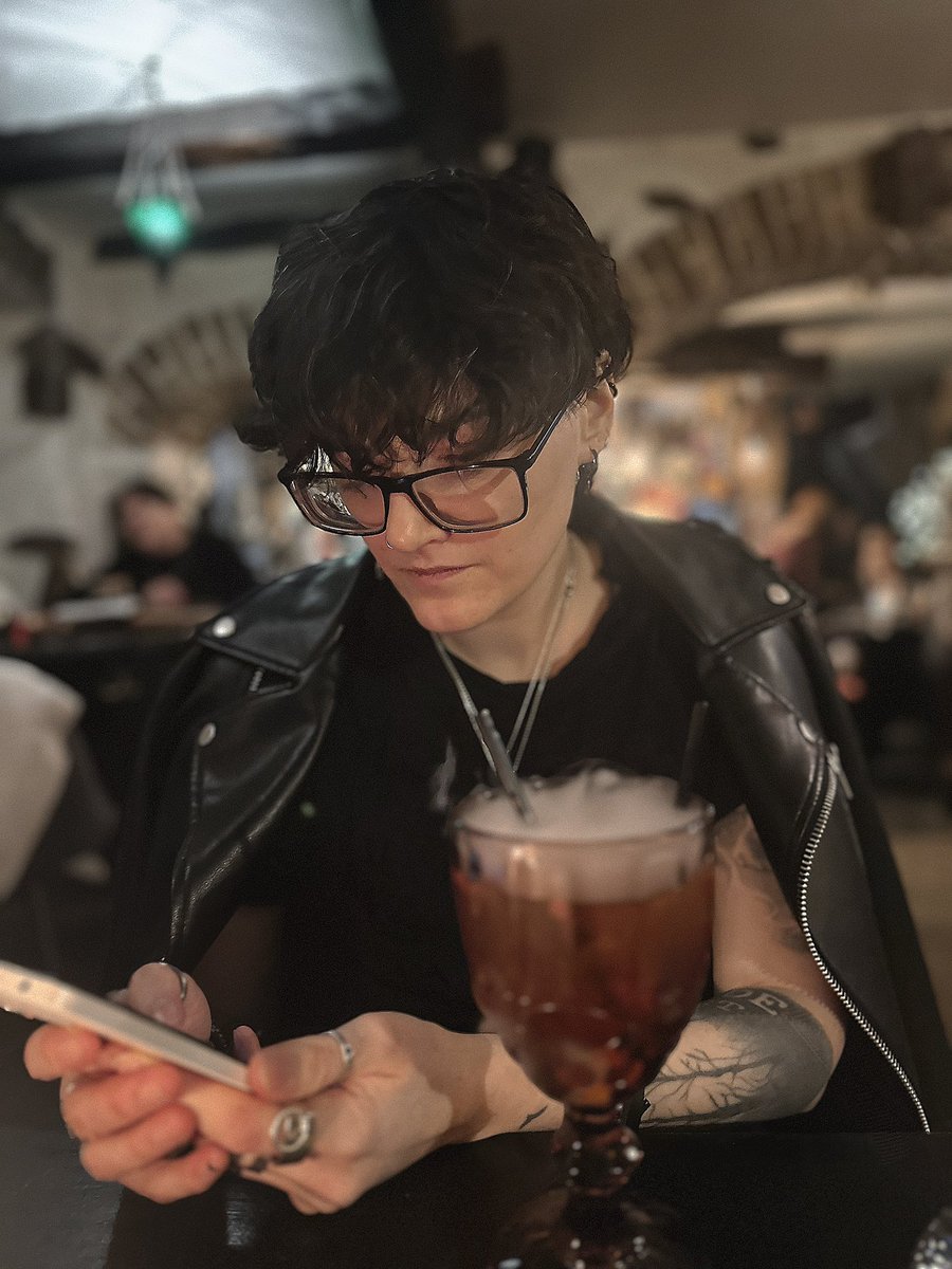 ой, а хто це тут у нас 👉👈