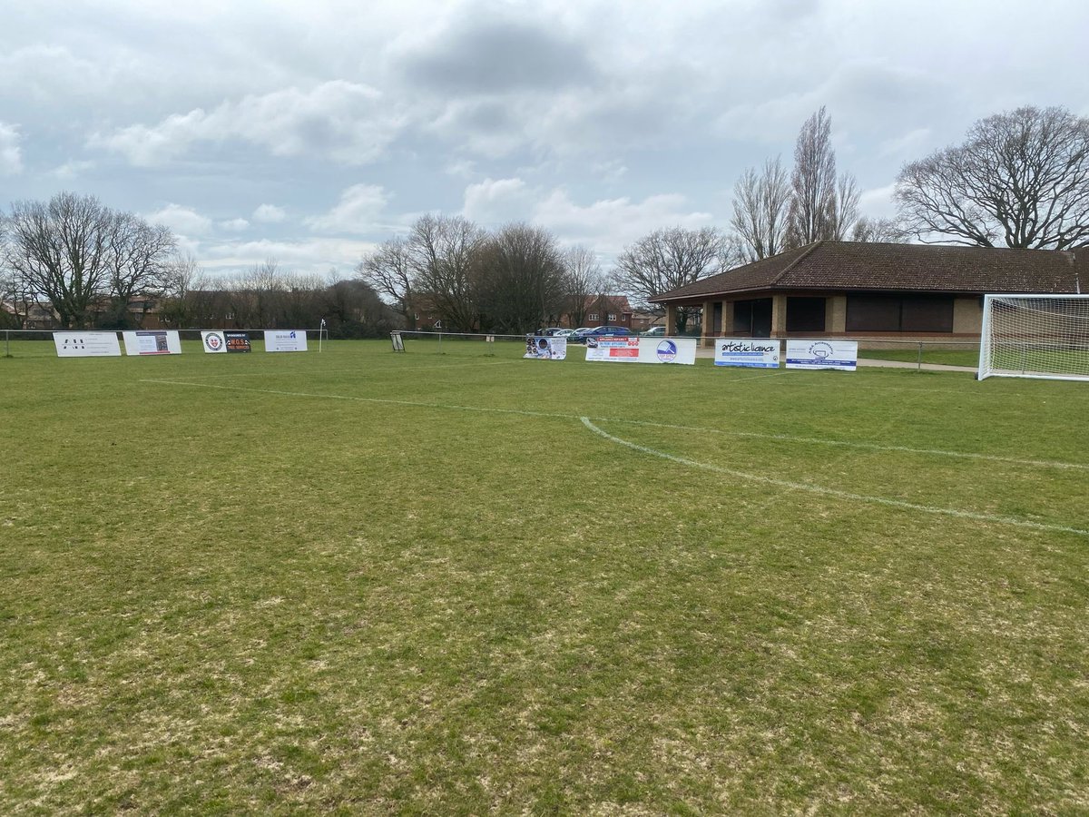 MATCH DAY! ⚽️ 

The pitch is set and we’re ready for 14:00pm kick off. 

Hedge End Town v Overton
📍 Norman Rodaway
🍬 Shop Open!
<a href="/HantsLeague/">uhlsport Hampshire Premier League</a>