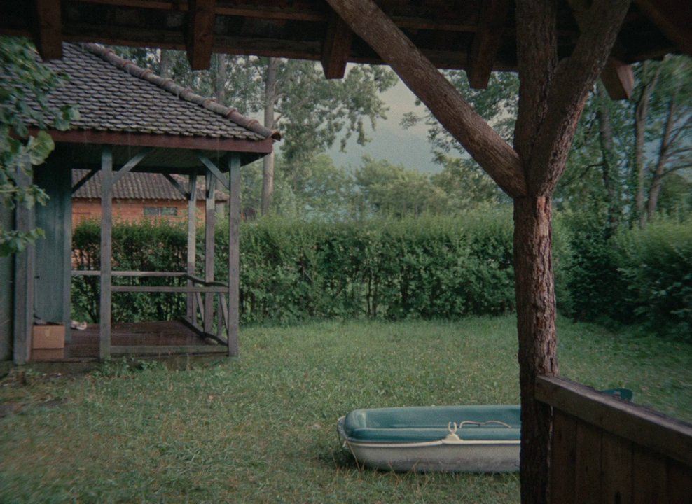 NostosLit's tweet photo. Le genou de Claire (1970) / Éric Rohmer https://t.co/KxmD9XrFhI