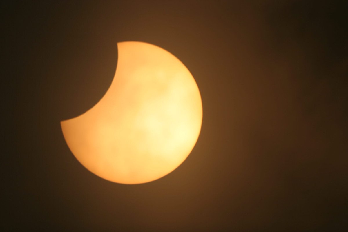 UK Space Agency (@spacegovuk) on Twitter photo Next Saturday, the UK will be treated to a partial solar eclipse. ☀️ 🌑 🌍
Starting after 10:00 am, maximum eclipse will occur at 11.03am, with around 30-40% of the Sun being obscured. The eclipse will end at 12:00 pm.
Read more (via <a href="/skyatnightmag/">BBC Sky at Night Magazine</a>) 👉 skyatnightmagazine.com/news/partial-s… Next Saturday, the UK will be treated to a partial solar eclipse. ☀️ 🌑 🌍
Starting after 10:00 am, maximum eclipse will occur at 11.03am, with around 30-40% of the Sun being obscured. The eclipse will end at 12:00 pm.
Read more (via <a href="/skyatnightmag/">BBC Sky at Night Magazine</a>) 👉 skyatnightmagazine.com/news/partial-s…