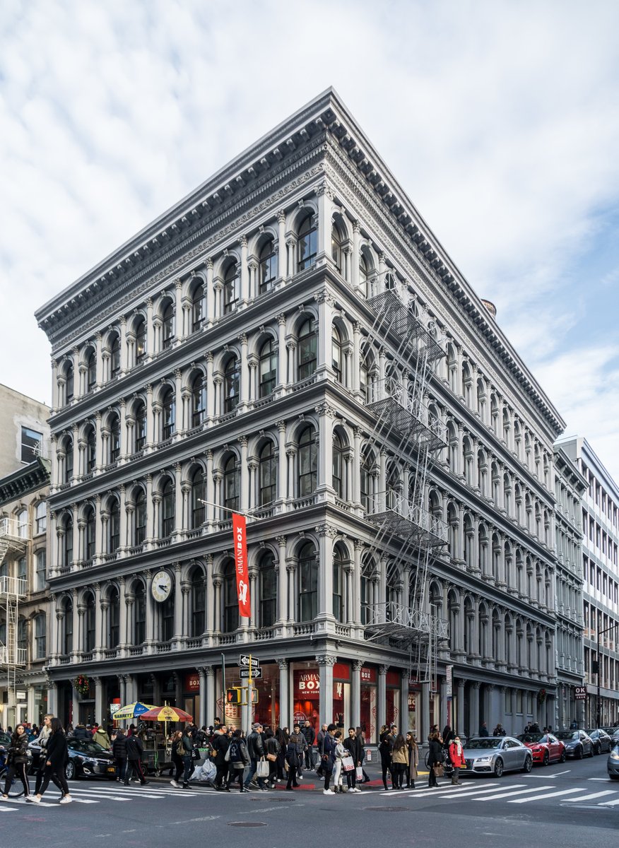 ScienceFrankOff's tweet photo. Today in tech
1857 – Elisha Otis's first elevator is installed. Otis installed the first commercial elevator in the five-story EV  Haughwout Building at the corner of Broadway and Broome Street in New  York City, where it began operation on March 23, 1857. https://t.co/ENaQbPqXAa