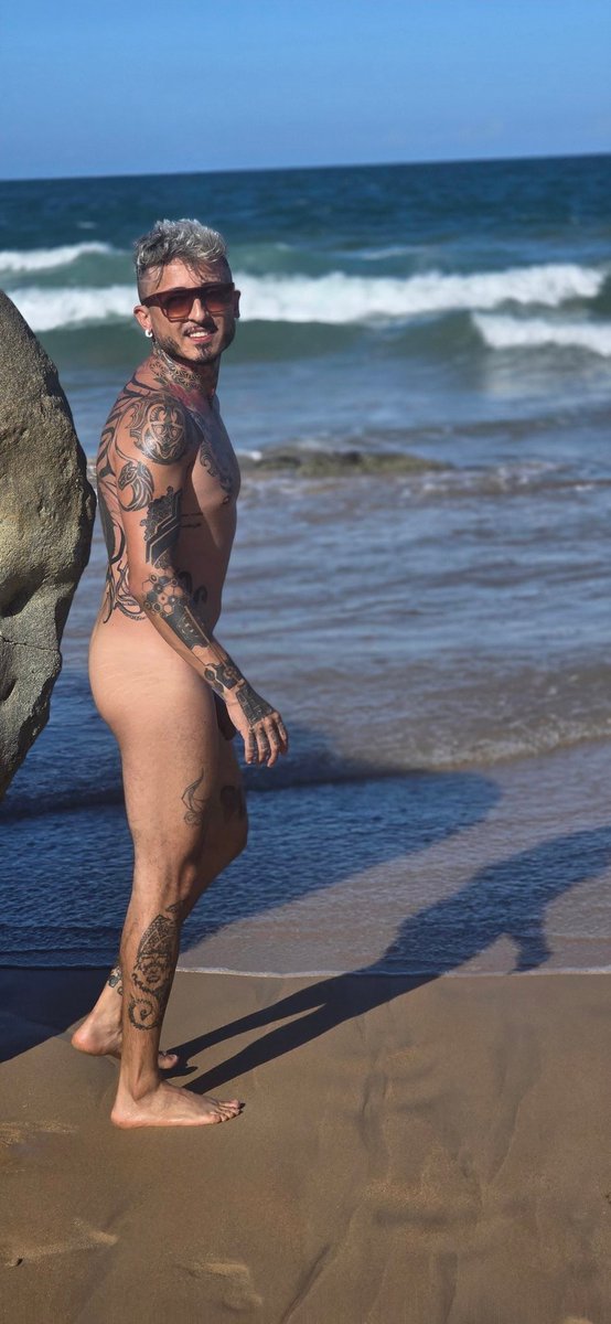 freejonmasso's tweet photo. Praia de nudismo · Nudist beach
Praia do Pinho

LINK COMMENTS BELOW 👇 https://t.co/0s2GMNoJYl