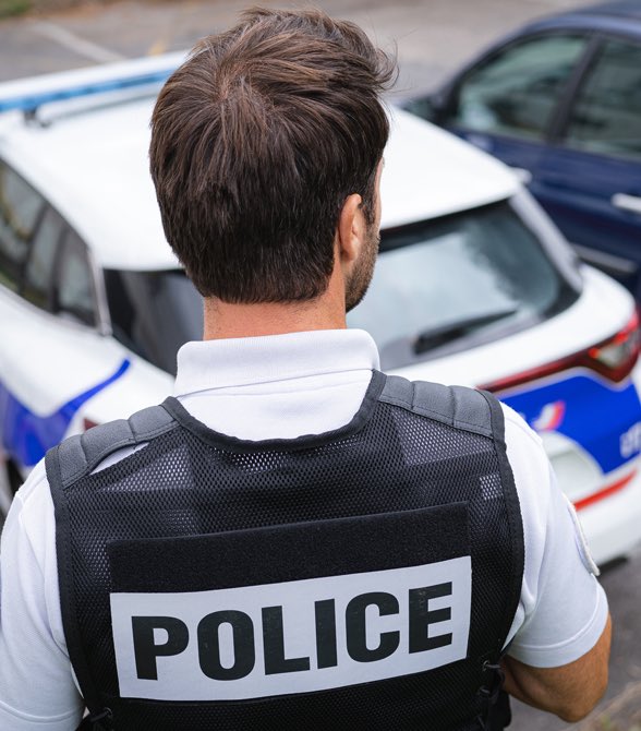 🔴 RENNES : cette nuit vers 00h30, un homme de 30 ans a reçu un coup de couteau au niveau du coeur…
Dans l’après midi d’hier, une autre personne a reçu également un coup de couteau…