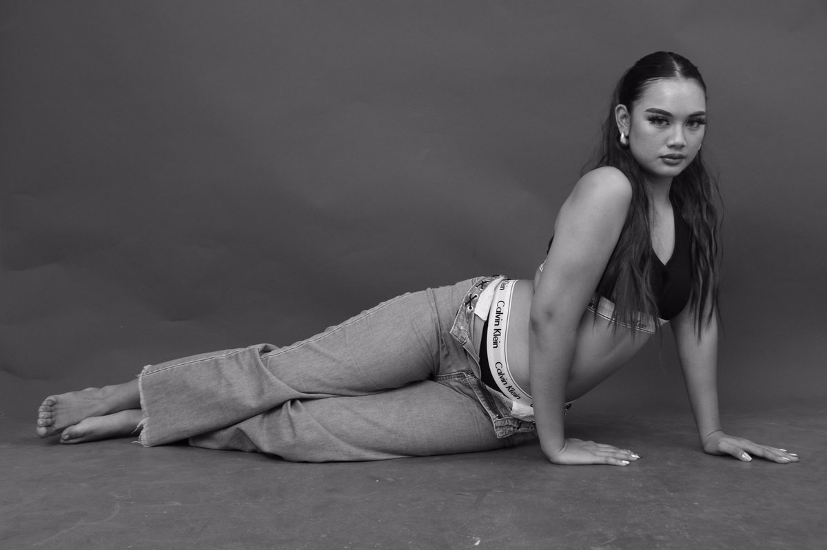👖📸🖤
