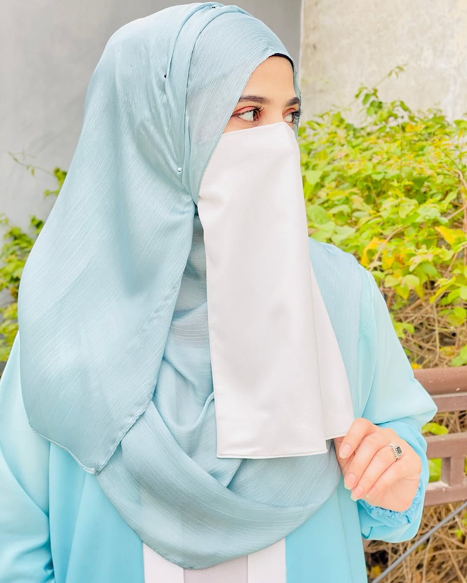 •√♥️🌸👑         

*تسلی سے سنتا ہوں اس کے ہر ایک جھوٹ کو۔۔۔!!!♥️* 
           *بندہ فریبی ہی سے لیکن یقین اچھا دلاتا ہے۔۔۔!!🥺*

Good Evening  X Family 💙

#BBB25 #SAMSUNGLIONSXJENO #제노_삼성라이온즈_시구 #severance