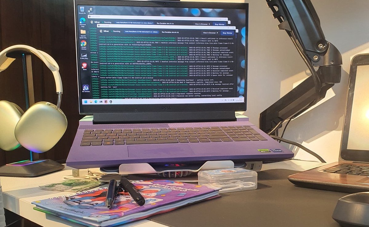 DigiTektrades's tweet image. My Web3 Gadgets:

- 2  Pristine Dell G5, 13th Gen Core i7 laptop 
- 1 Hp laptop 
- 1 Samsung S24, 1 Galaxy A15
- 1 useless IPhone 
- 1 apple headphone + airpods pro
- Starlink and MTN router 
- 1 60,000 mAH Powerbank
- 3 Smart screens.

😞 I need more