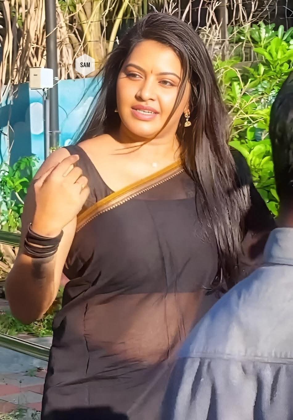 Rachitha Mahalakshmi | iiQ8 Tamil TV Actress #Rachitha