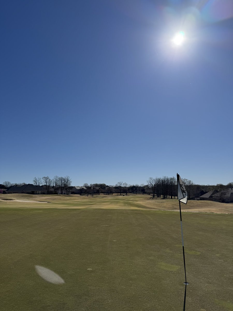 68shooter's tweet photo. Nice day to #walkandcarry 18 #ARWx #SemiPrivateLife
#ILikeYouBetty https://t.co/QDrhvrzesr