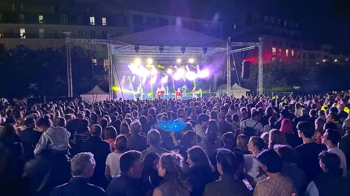 Pour ne rien rater des nombreux événements Asniérois, inscrivez vous à notre Newsletter.  
urls.fr/D2Wt9g