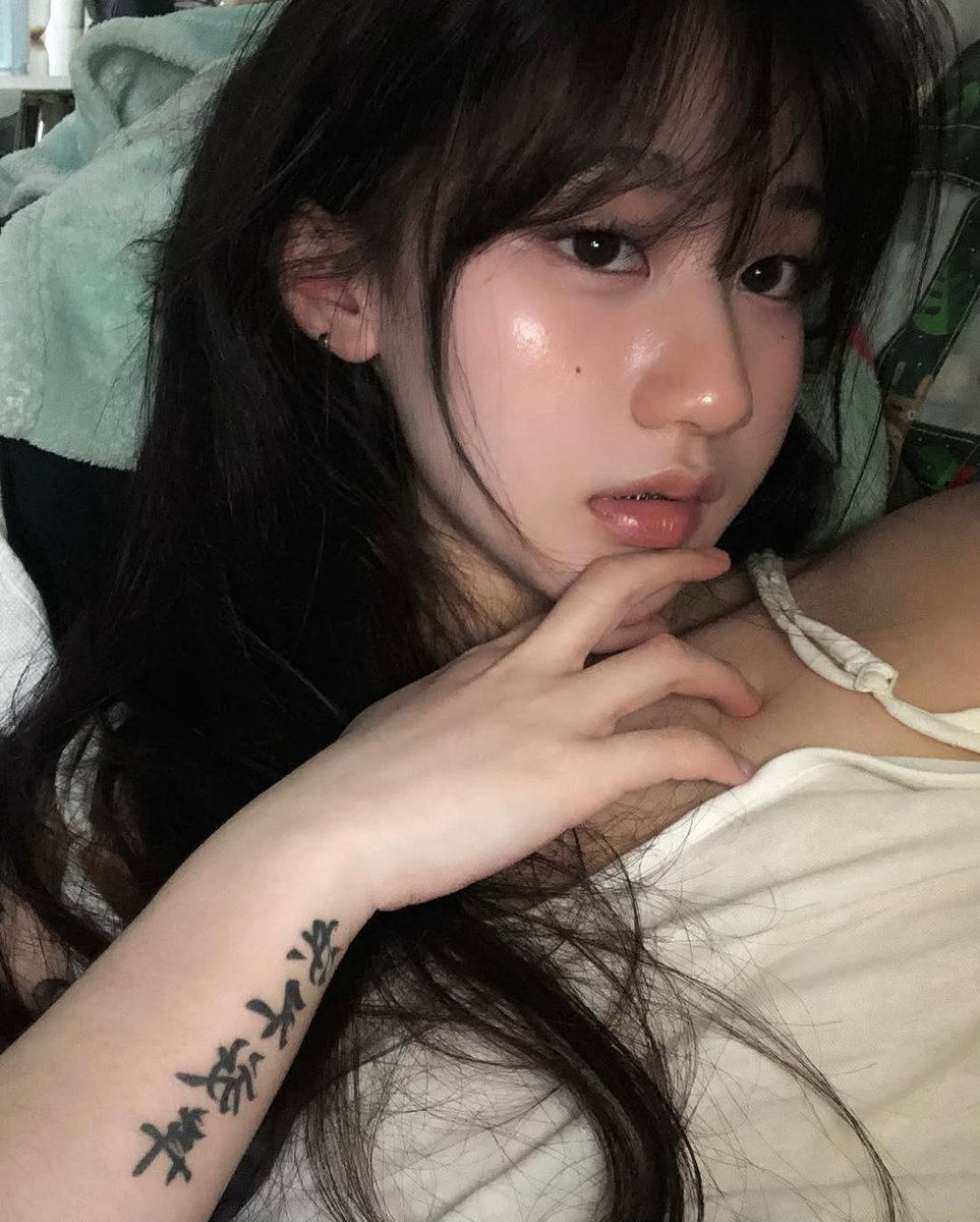 whoanother🍥 tweet media