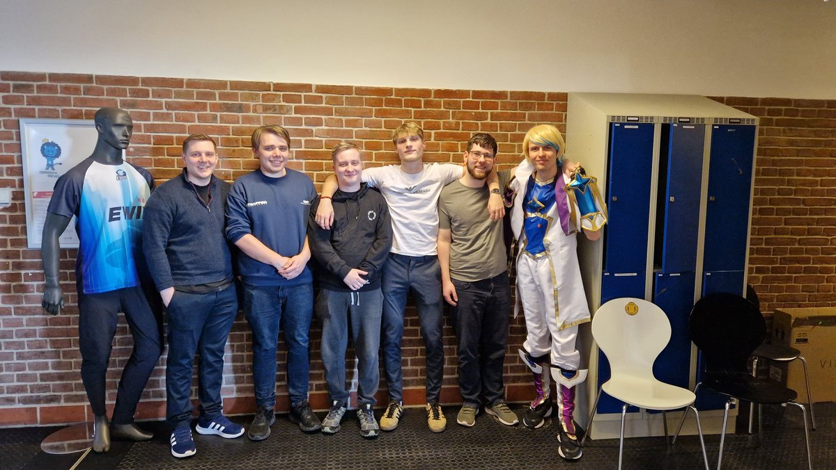 My split comes to an end in the Semi-Finals...
GGs to <a href="/GardenGamingGG/">Garden Gaming</a>, it was an honor, and especially it was a good 3 game series. Proud of <a href="/LFT_emperor/">ABL emperor</a> <a href="/Thorden_/">Thor Møldrup Peitersen</a> <a href="/Hylanderlol/">Hylander</a> <a href="/Lokkeduen/">Kasper "Lokkeduen" Alexandersen</a> <a href="/GrisenLOL/">Emil Brouwer</a> and <a href="/NeaSpyke/">Spyke</a>, competing with me at <a href="/42Gaming_/">42 Gaming</a>. We will be back!