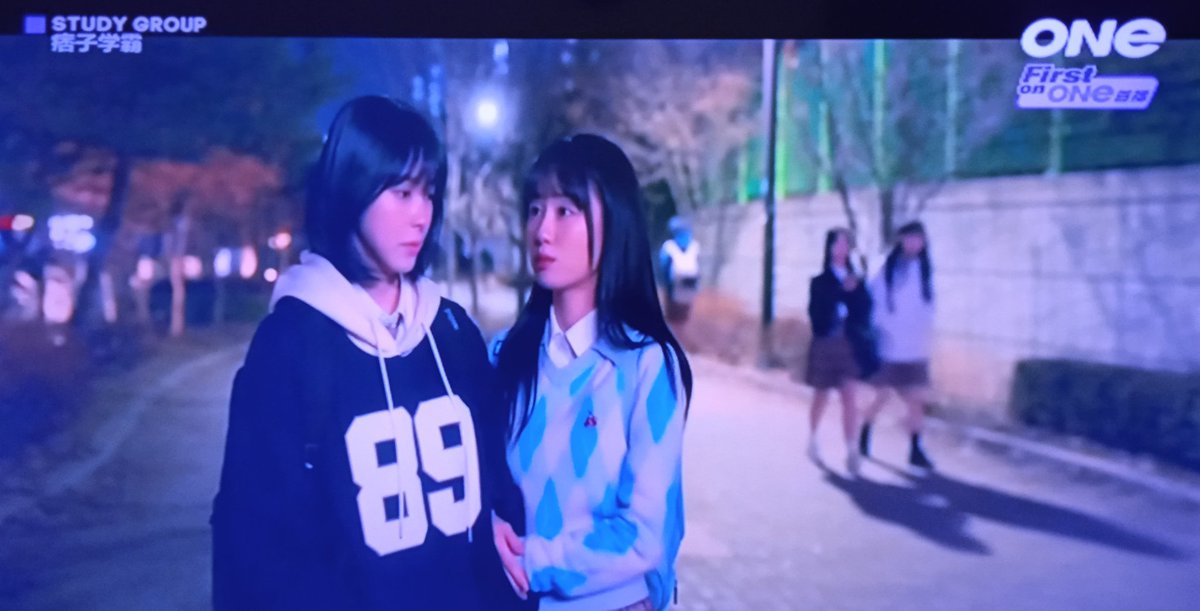 Mr_Ask_Why's tweet photo. #NowWatching #StudyGroup episode9 on @ONETVASIA 😊
#StudyGroupEp9 #Minhyun
#HanJiEun #ShinSooHyun #YunSangJeong #LeeJongHyun #GongDoYu https://t.co/FLlmxAAVm7