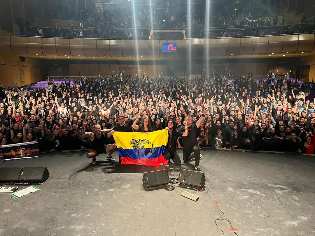 Qué locura la noche que disfrutamos en Bogotá, nos dejaron sin palabras, muchísimas gracias y hasta la próxima. #UnViajeEpicoTour <a href="/Maldito_Records/">Maldito Records</a>