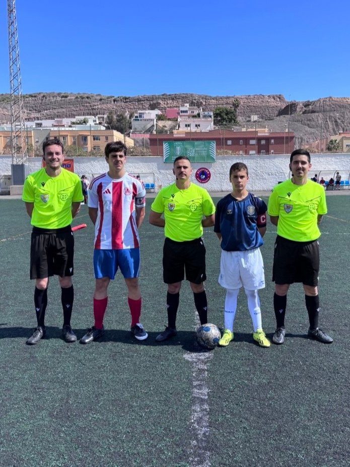 Fundación Canaria CD Tenerife 🏴 (@cdtfundacion) on Twitter photo 💪🏻 El #CadeteFundación sigue progresando en la #Autonómica ⚪🔵
🆚 <a href="/AtleticoGC/">Atlético GranCanaria</a>
✅ 2-3
👟⚽ Dani Alonso, Bruno y Alejandro.
#FundaciónCDT <a href="/CDTOficial/">CD Tenerife 🏴</a> <a href="/CdtCantera/">CanteraCDT 🏴</a> #SiempreCDTenerife 💪🏻 El #CadeteFundación sigue progresando en la #Autonómica ⚪🔵
🆚 <a href="/AtleticoGC/">Atlético GranCanaria</a>
✅ 2-3
👟⚽ Dani Alonso, Bruno y Alejandro.
#FundaciónCDT <a href="/CDTOficial/">CD Tenerife 🏴</a> <a href="/CdtCantera/">CanteraCDT 🏴</a> #SiempreCDTenerife