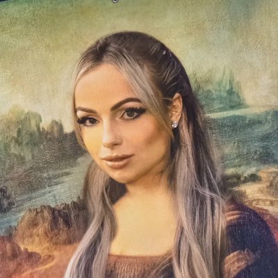 LIVing_Life_07's tweet photo. #NewProfilePic  #MonaLiva #LivaLisa  #GWTTCOAT #GWWCOAT https://t.co/riv89d4BMC