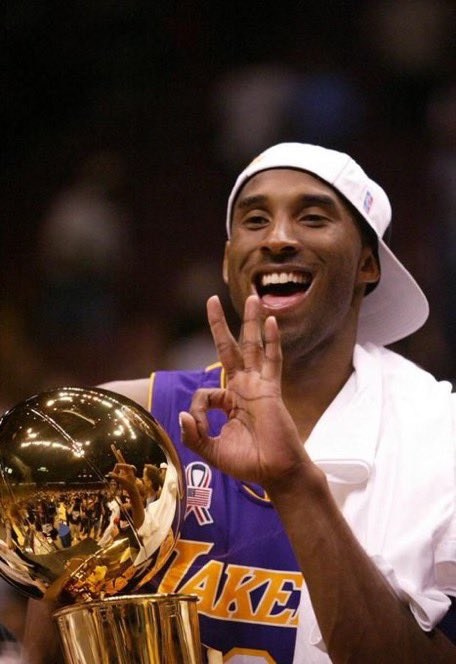 MambaArchives's tweet photo. Back then, we used to celebrate Threepeats.

Now kids are out there celebrating four titles in TEN TRIES and call it "greatness". https://t.co/giwlOJMTIa