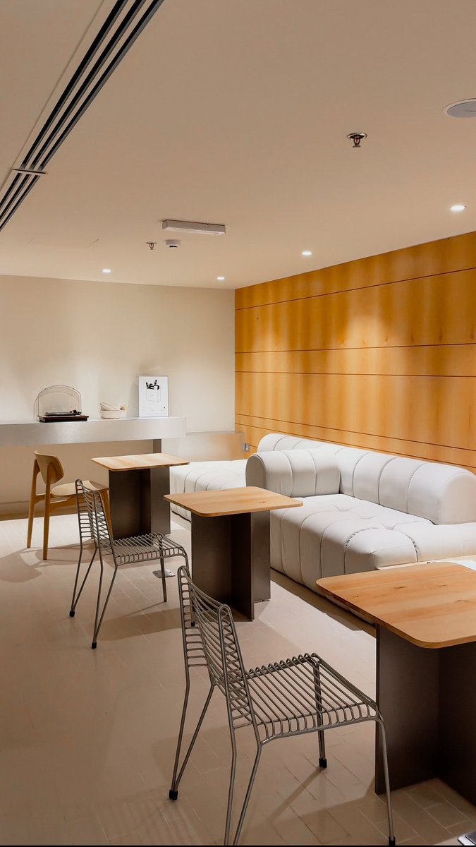 IOTA 

فتحوا فرع جديد ورهيب المكان شرح ويفتح النفس 🤎✨

📍الرياض - الحمراء 
maps.app.goo.gl/pFWQaEmg3irxq2…