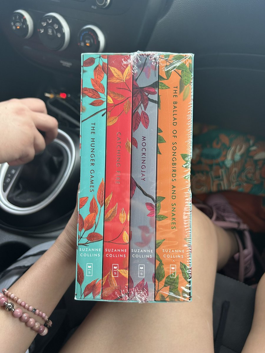 Me: I can’t justify paying $50 for a video game I’ll wait for it to go on sale 
Me 2 hours later: I need to pay $70 for the new deluxe hunger games collection I just have to