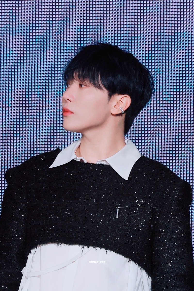 250320 CARATLAND

🖤✨

#승관 #부승관 #SEUNGKWAN #スングァン #세븐틴 #SEVENTEEN