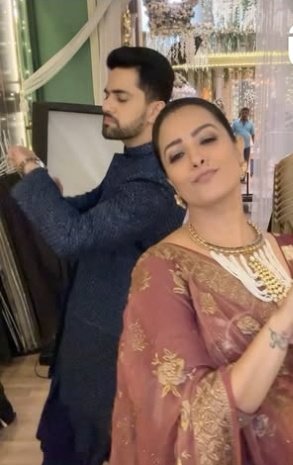 hatonayarr's tweet photo. @ColorsTV @JioHotstar The Bhabhi-Devar duo 🔥
#TeerthMittal #DevikaMittal 
#ZainImam #AnitaHassanandani 
@ColorsTV 
200 eps of #SumanIndori #Sumerth https://t.co/xfMkDthA2q