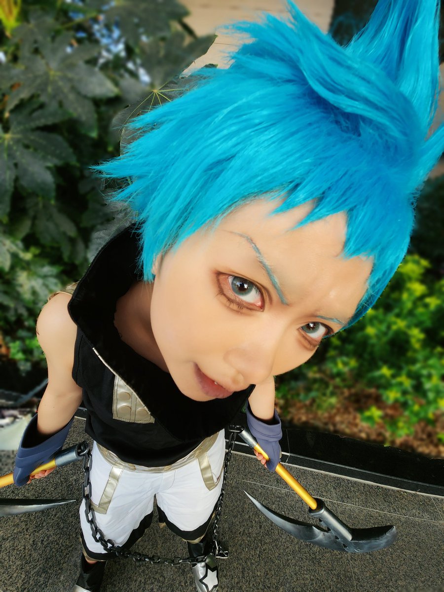 #souleater 

이 블랙☆스타님이 네 놈을 암살하러 왔다제