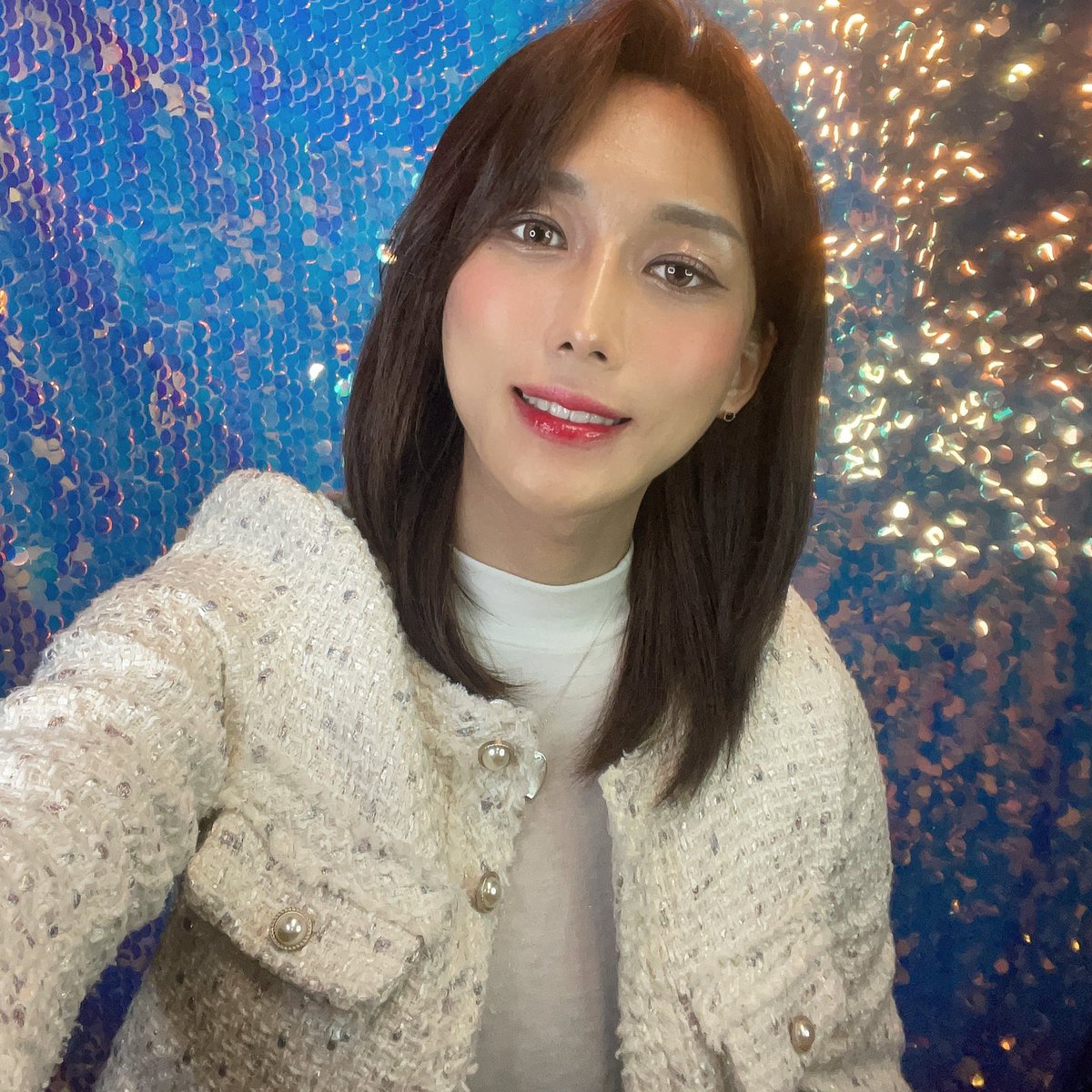 dydcjf207's tweet photo. ⭐️Welcome to ShaSha⭐️
오.출.완🫡

ㅇㅊㅇ🫡

#샤샤 #영등포 #시디 #트젠 #젠더 #퀴어 #오프 #섹트 #건오 https://t.co/EuWAUa4Gkf