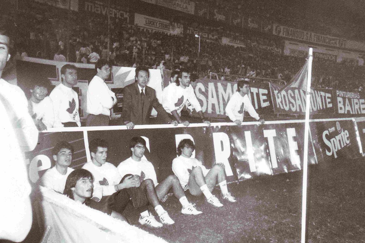 cdeestampa's tweet photo. #ColoColo Centenario recuerdos 80s y 90s #Campeonesdeestampa https://t.co/vkhpuUzh84