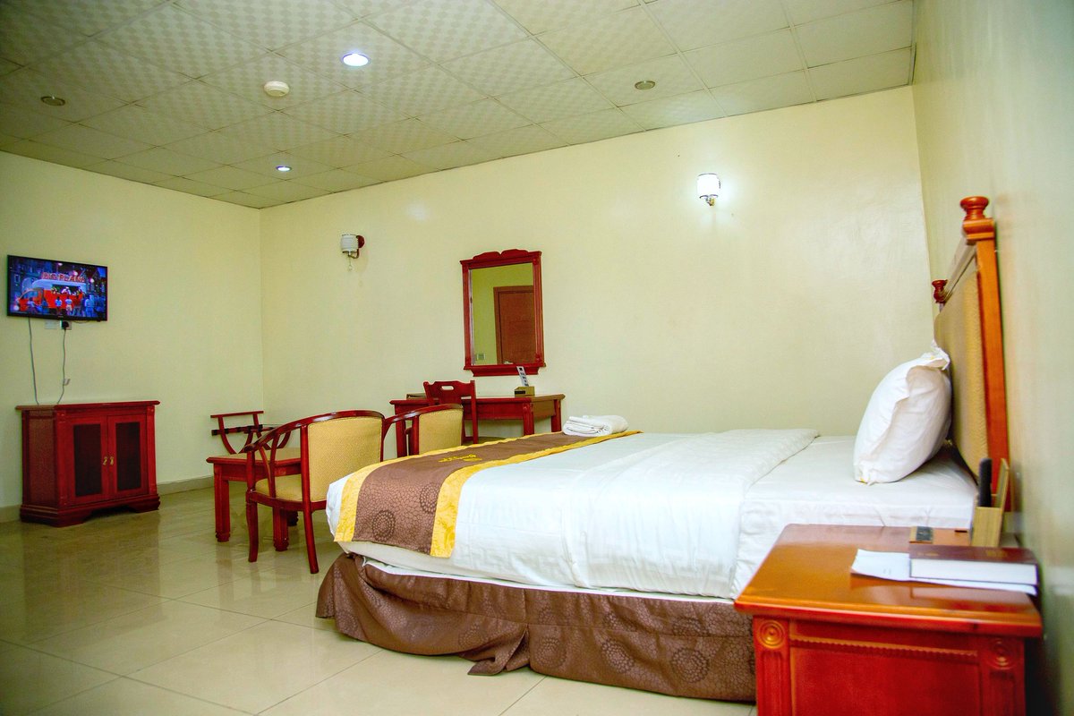 ClassicusInn's tweet photo. Luxury, comfort, and a touch of home
Welcome to your perfect getaway!
#unwindwithus
#hospitality
#Ibadan
#GoViral
#foryouシ https://t.co/b712t6VluI