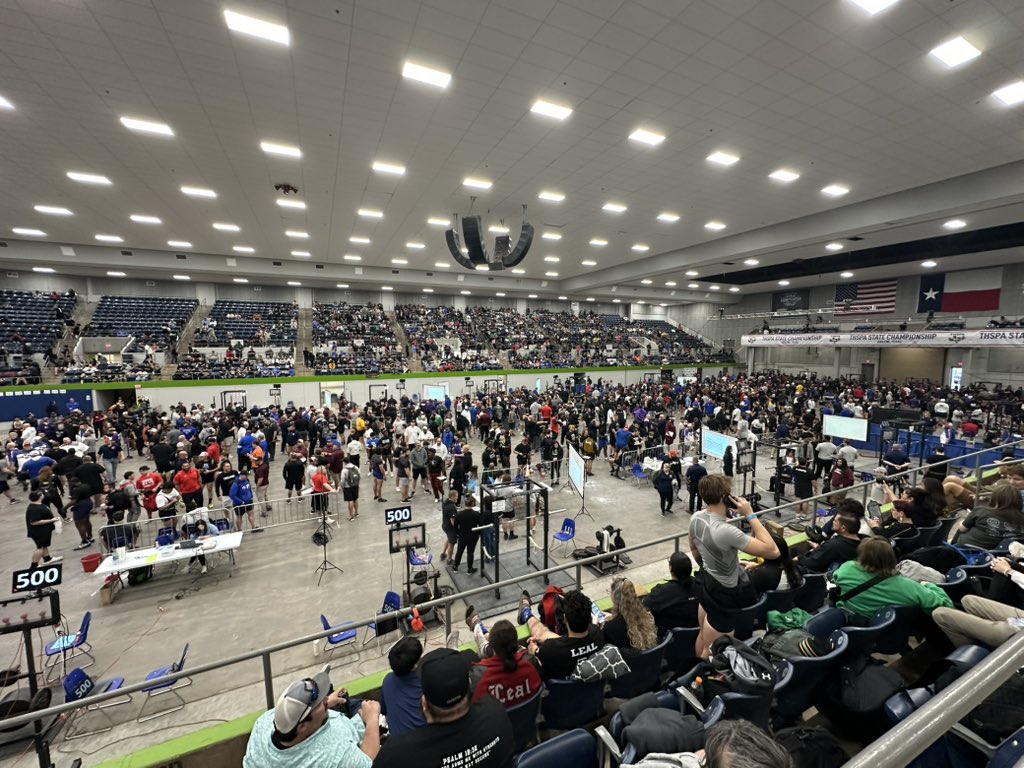 Salient Saturday to minimize the effects of gravitational pull with pure POWER at STATE‼️Let’s Go TJ‼️ 🏋️‍♂️