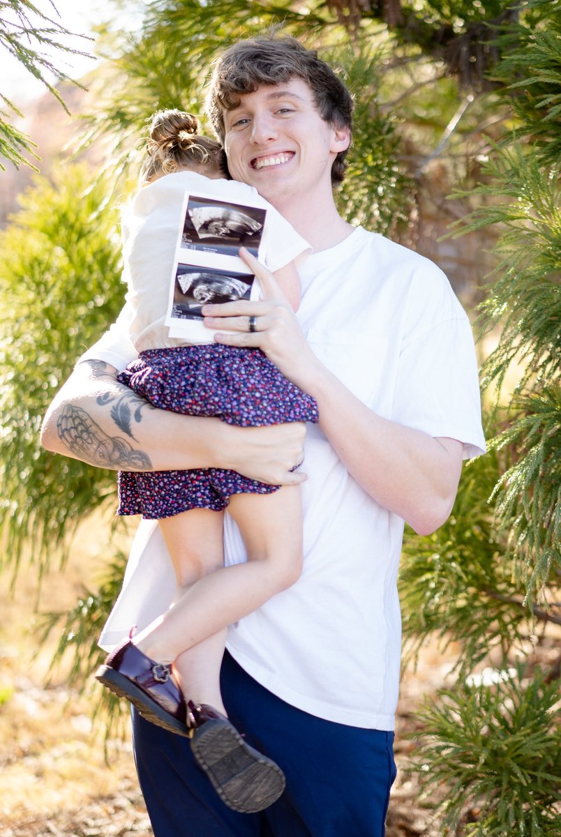 UnitedHayze's tweet image. The best thing to ever happen to us! Love her more than anything and I'm so excited to see her become a big sister ♥