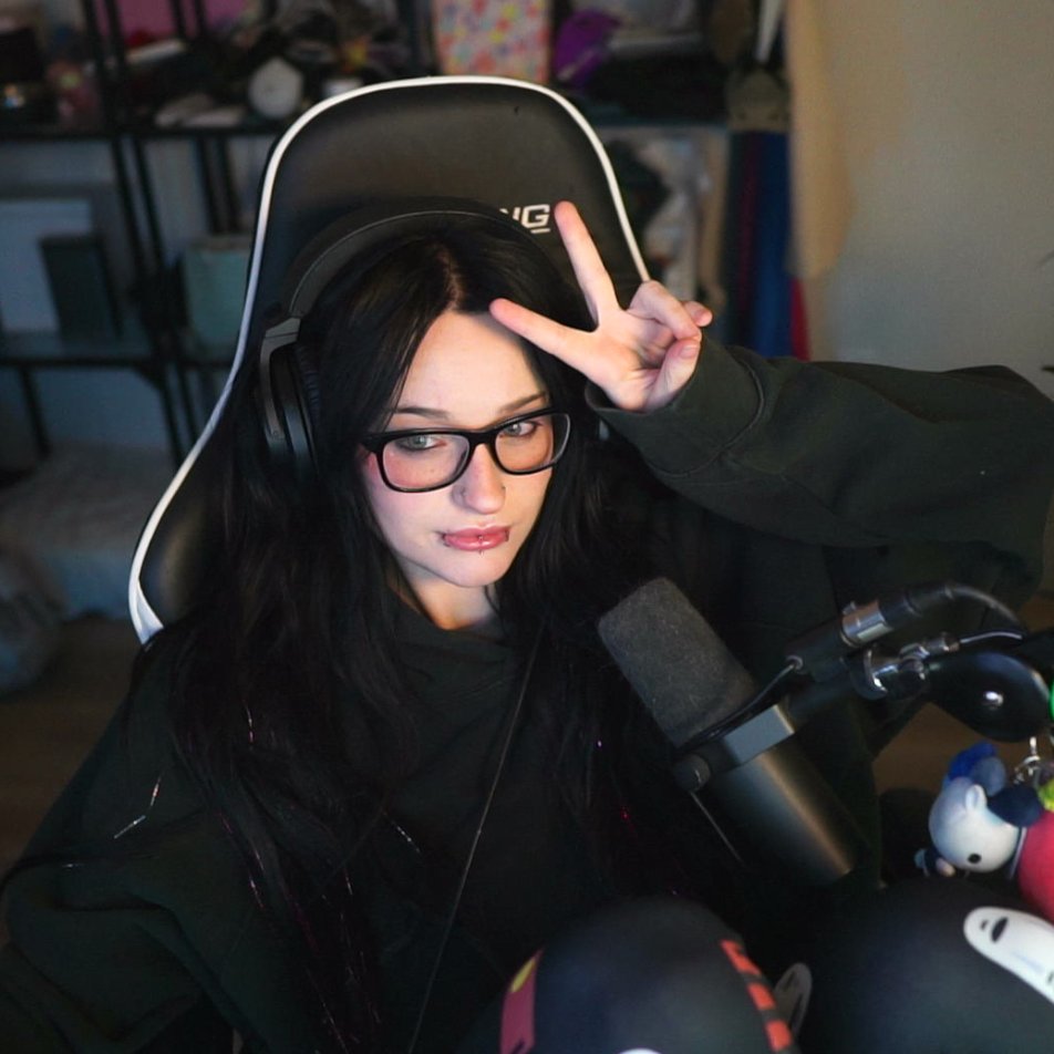 IM LIVE! EARLY MORNING EU FRIENDLY STREAM YAY
twitch.tv/nihachu
