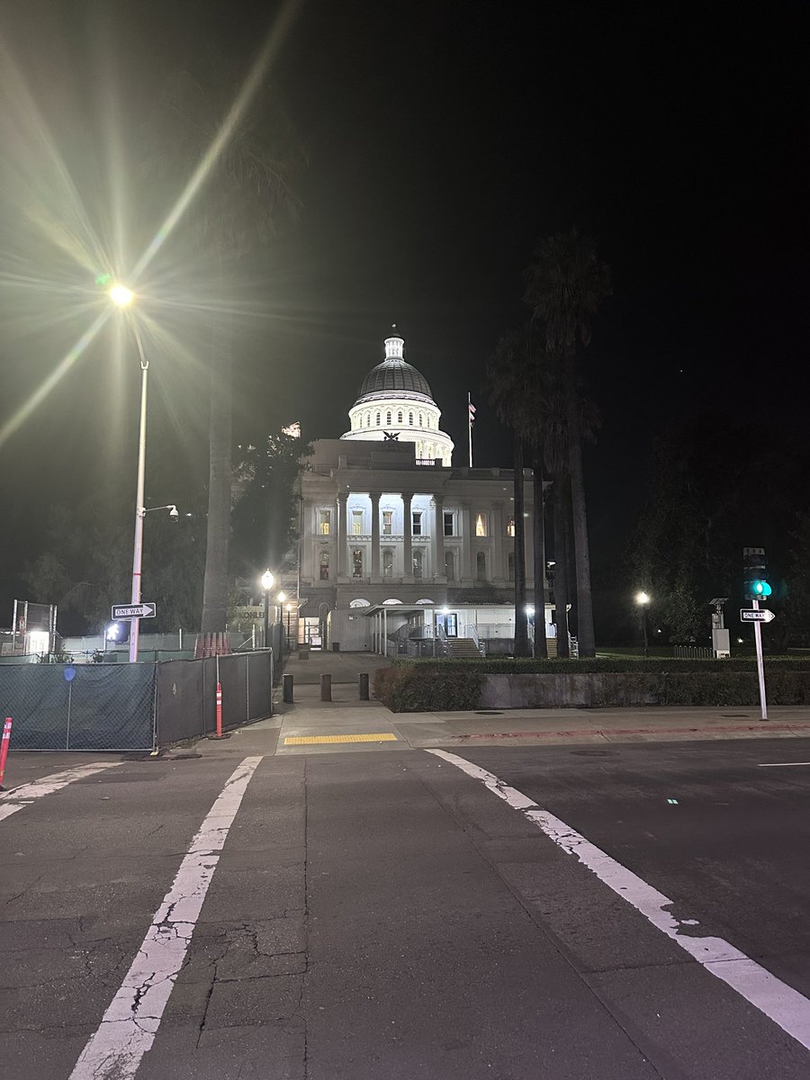 jsayre74's tweet image. 22 hours later this member of #TeamNY made it to the #IAMCSacramento conference. 

#EcoDev