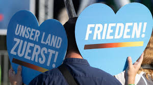 AntifaNMS's tweet photo. #nms2203 Nazis und Frieden - an wen erinnert das nur? „Tauben, unzählige, fliegen auf, künden vom Fest des Friedens" - wie Hitler die Olympischen Spiele für seine Propaganda nutzte und dafür, um über seine kriegerischen Eroberungspläne hinwegzutäuschen: https://t.co/3mpVjOTC3I https://t.co/FSjLNLjMqA