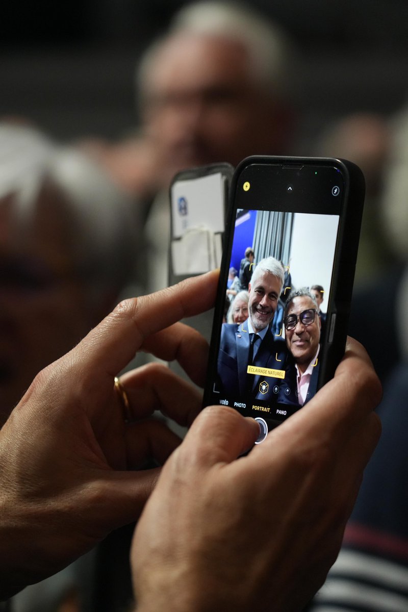 Merci pour votre présence si nombreuse hier soir en Isère avec mes amis <a href="/JPBARBIERISERE/">Jean-Pierre BARBIER</a> <a href="/yannickneuder/">Dr. Yannick Neuder</a> et <a href="/DezarnaudS/">Sylvie Dezarnaud</a>. Votre soutien m’est précieux.