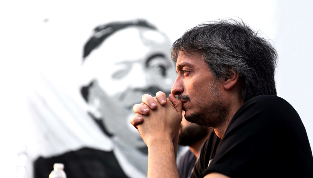 RED92cadadiamas's tweet photo. 😬📢🐒🔪 #NoticiasRED92 | #MonoConNavaja | #Críticas | #JavierMilei | #MáximoKirchner |
“Mono con navaja”: la fuerte crítica de Máximo Kirchner a Javier Milei
https://t.co/8gxYTDOidZ https://t.co/Yb2sc9xU7W