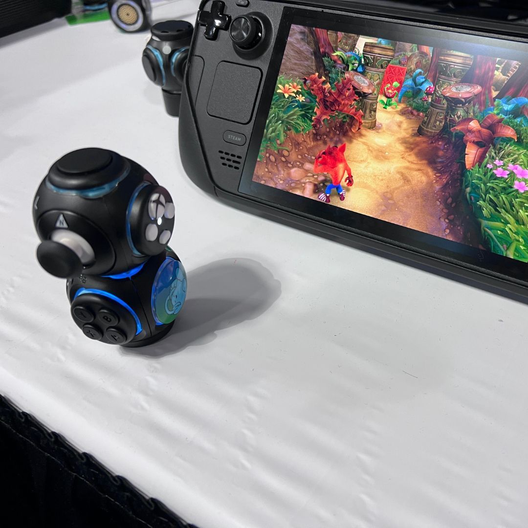 ByoWave's tweet photo. Trying out the Proteus Controller on the Steamdeck at GDC! 🔥 Support for Steamdeck went live this week, and it’s playing like a dream. 🎮 #ProteusController #Steamdeck #GDC2025
Buy yours at https://t.co/HVG37dMFVo https://t.co/P4LO9SQJnk