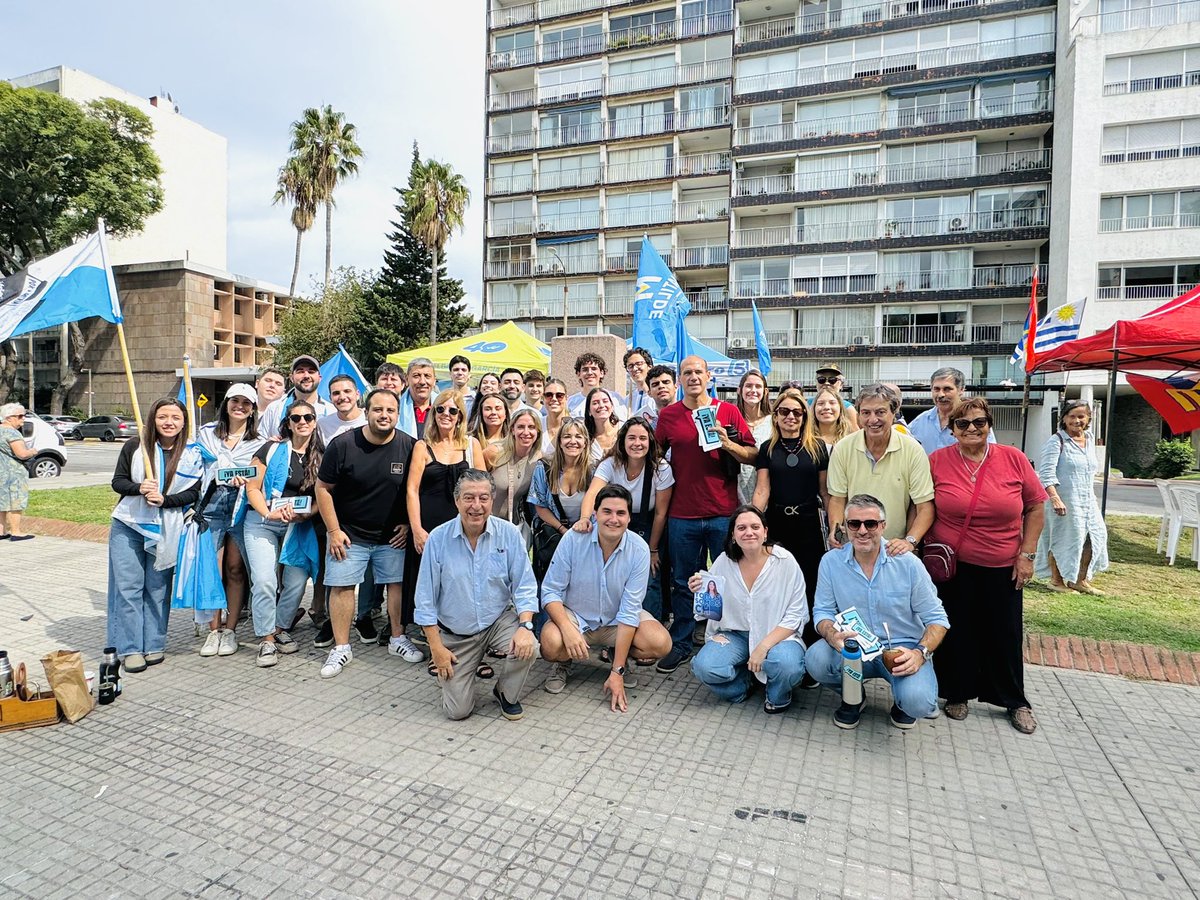 El 11 de Mayo m&amp;m por Montevideo.
<a href="/MartinLemaUy/">Martin Lema</a> 

#yaestá