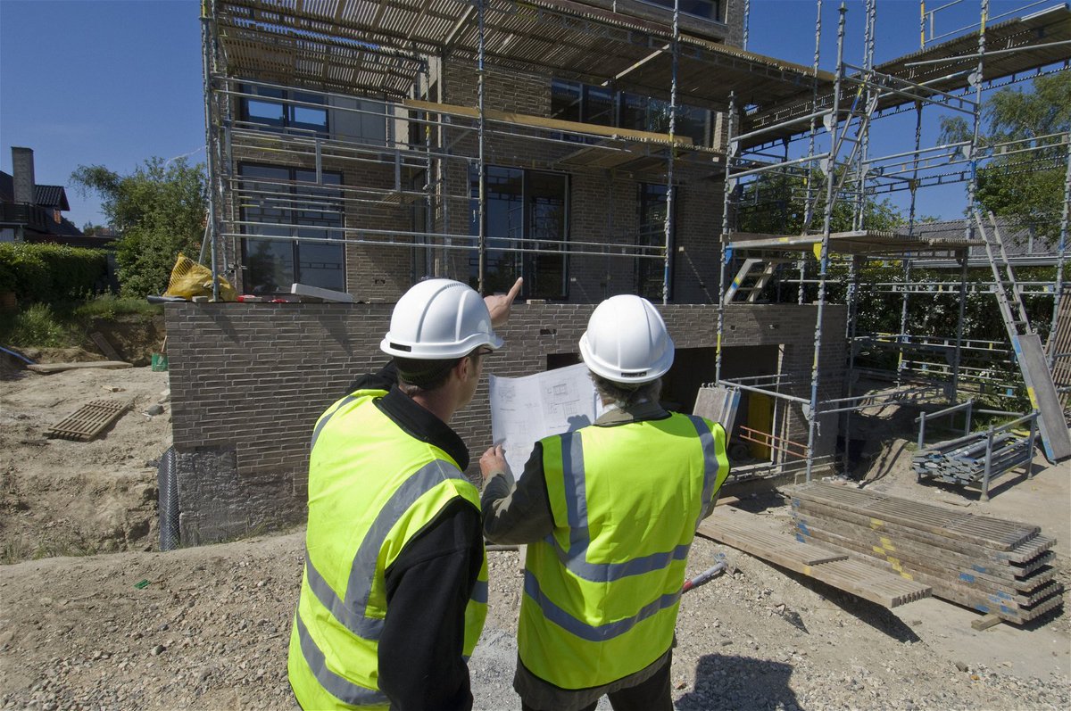 businessamnl's tweet image. Negen op de tien bouwbedrijven ondervinden problemen bij het werven van personeel businessam.be/negen-op-de-ti… #Bouwsector #Werving #Personeel #Arbeidstekort #Vacatures