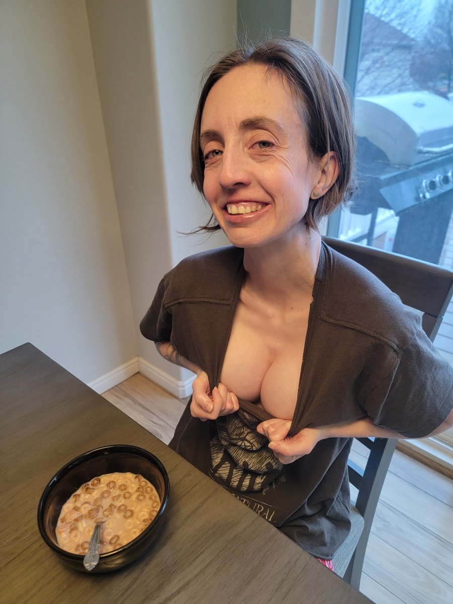 SweetJBoo tweet media