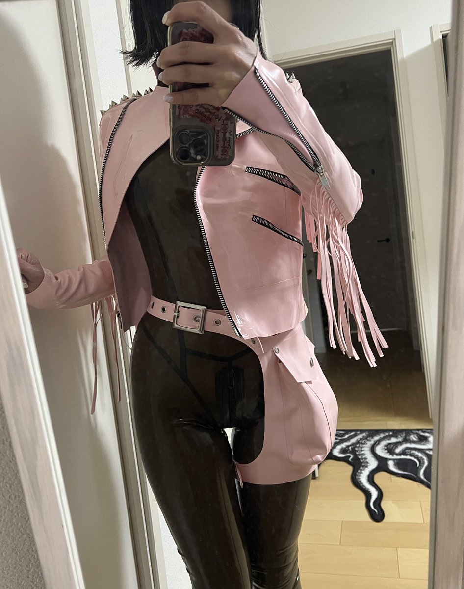 こなな tweet media