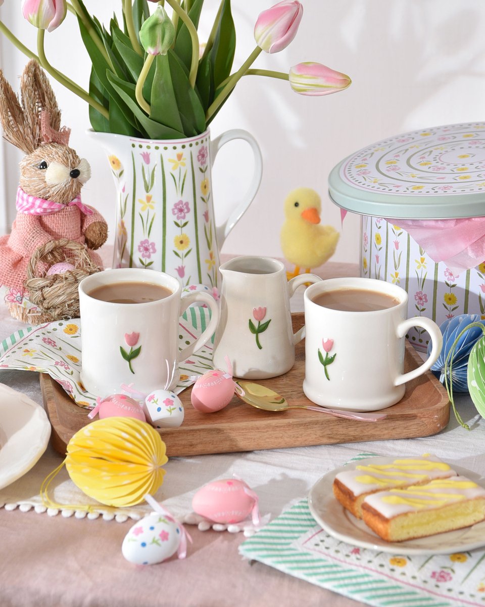 Gisela_Graham's tweet image. We’re hosting a (virtual) tea party, and you’re invited! Leave a ☕ in the comments

Thanks to our Pastel Meadow Collection, we’ve set the perfect scene—beautiful crockery, charming ornaments, and spring vibes 🌷  

#GiselaGraham #HomeDecor #SpringDecorating #AfternoonTea