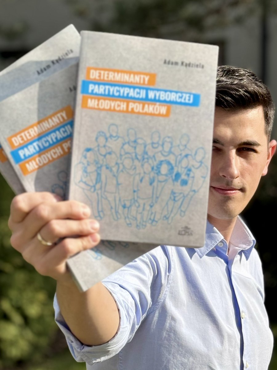 Dla mnie ważny dzień i zwieńczenie pewnego etapu.
📘 Pierwsza książka już dostępna. Zachęcam do lektury! 😊📸
#Elipsa #partycypacja #wybory <a href="/WNPiSM/">WNPiSM UW</a> <a href="/UniWarszawski/">Uniwersytet Warszawski</a> 
 
elipsa.pl/pl/p/Determina…