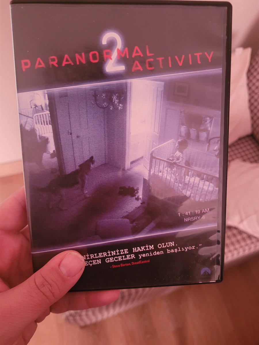 Horror_fan_1988's tweet photo. #paranormalactivity3 is still scary and good at building tension. Now I will go on with #paranormalactivity2 https://t.co/LghfKGNBVm